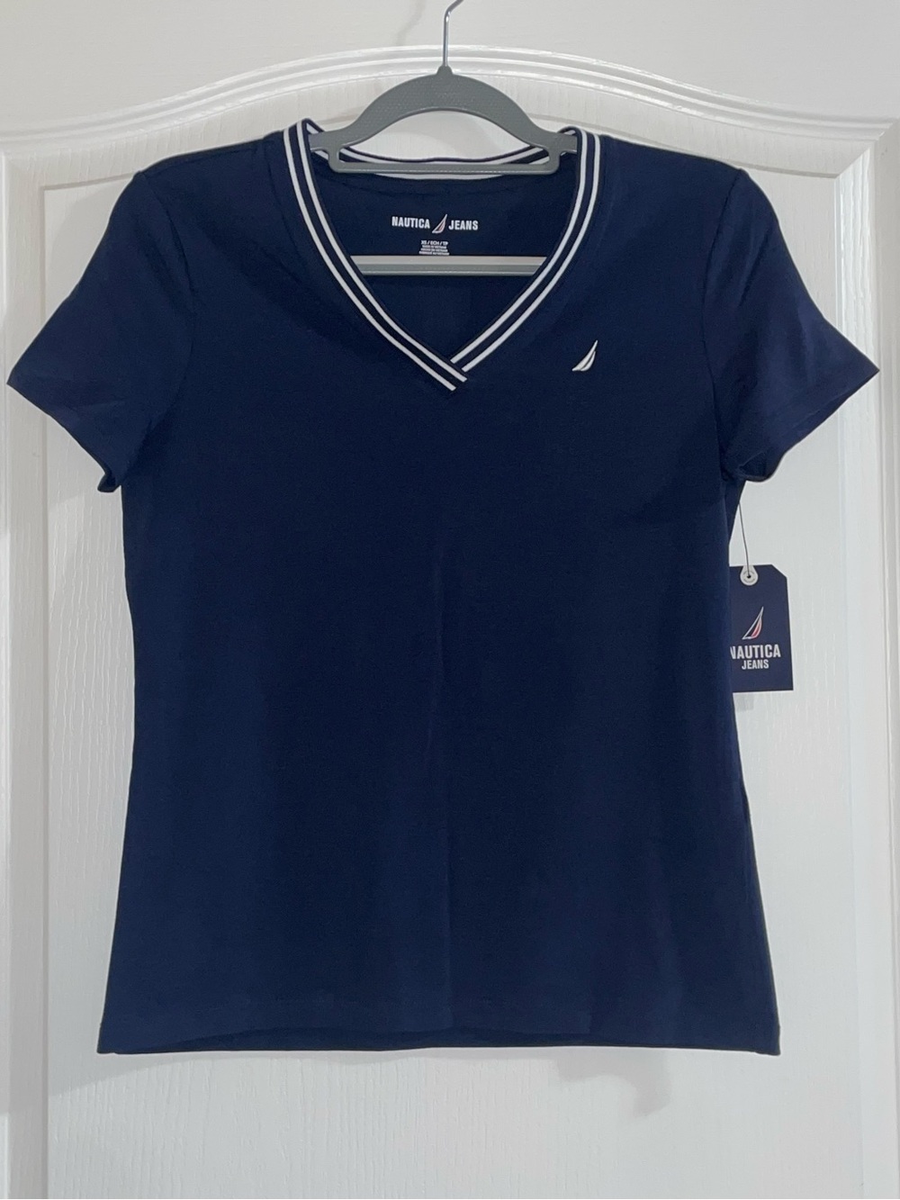 NWT Nautica Navy V-Neck Short Sleeve Tee XS